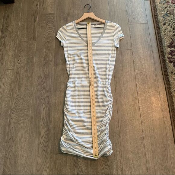 ATHLETA TOPANGA DRESS WOMEN XXS WHITE GRAY STRIP V-NECK SIDE RUCHING MINI. - Picture 14 of 15